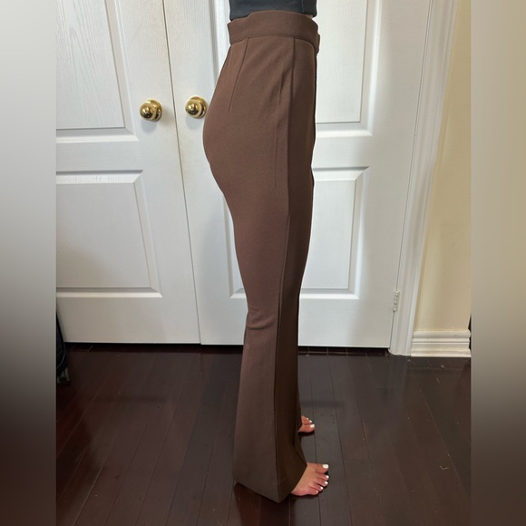Meshki zendaya high waisted flare pants - chocolate (XS) - Picture 3 of 5